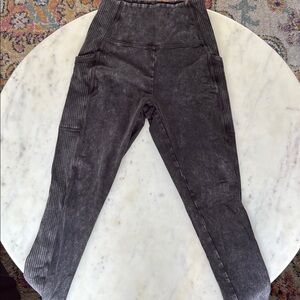 Aerie Black Leggings High-Waisted Sleek Fit